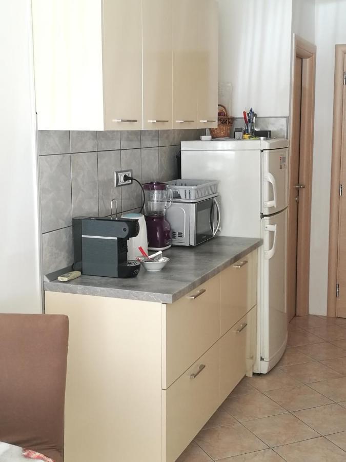 Nice And Cozy Two Single Bed Room Split Exteriér fotografie